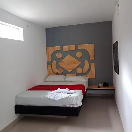 Hotel Lax 66-2